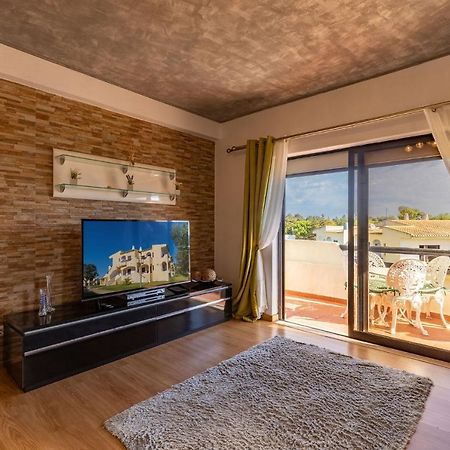 Lovely One Bedroom Apartment In Alvor Kültér fotó