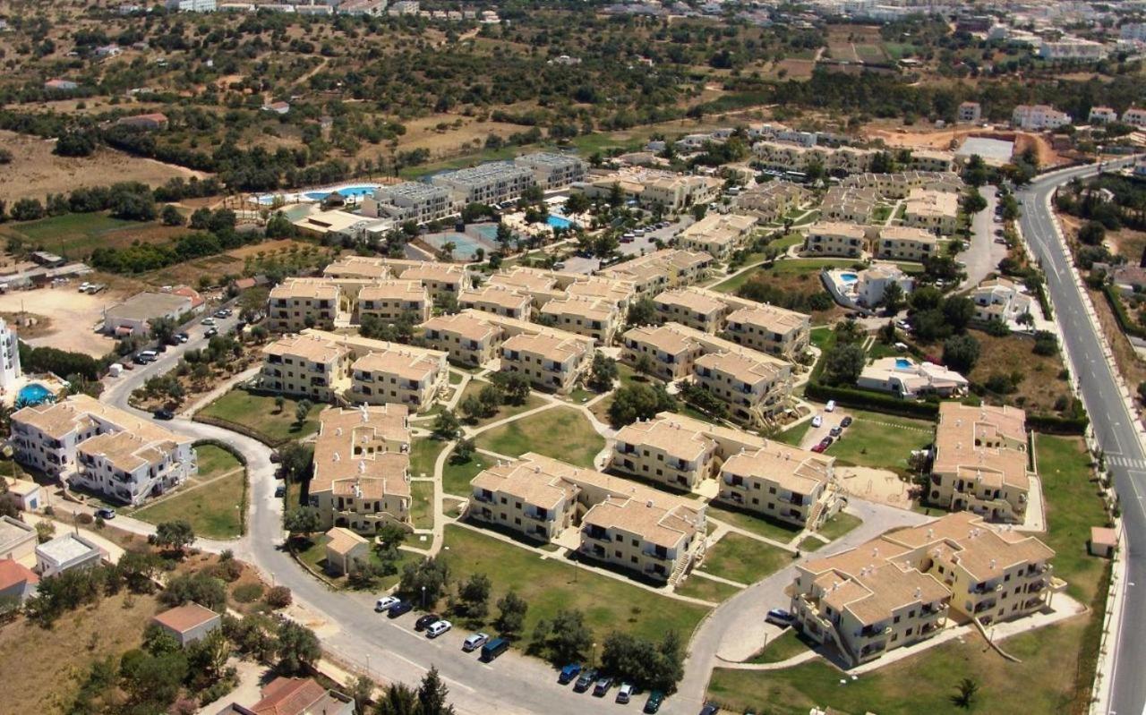 Lovely One Bedroom Apartment In Alvor Kültér fotó