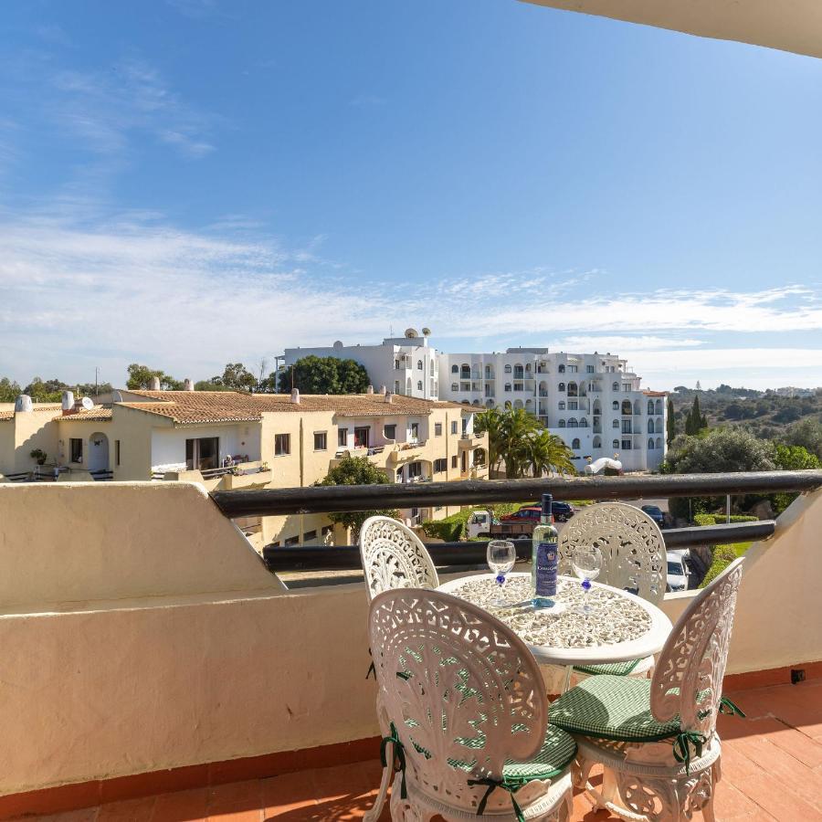 Lovely One Bedroom Apartment In Alvor Kültér fotó