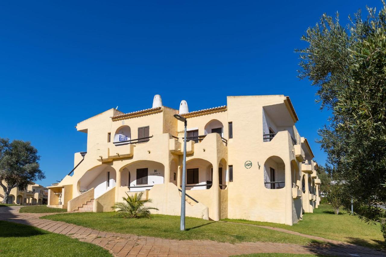 Lovely One Bedroom Apartment In Alvor Kültér fotó